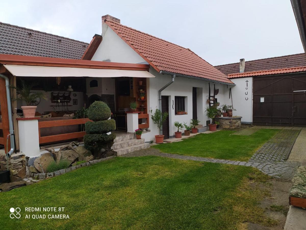 Ferienwohnung Apartman Na Statku Klec Exterior foto