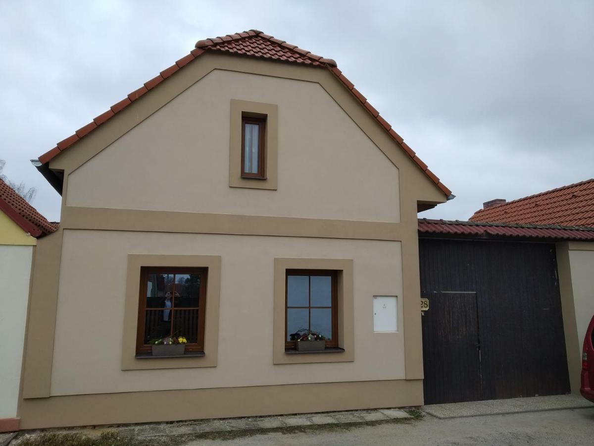 Ferienwohnung Apartman Na Statku Klec Exterior foto